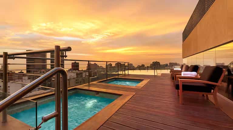 Comparativa: Airbnb vs hotel en Lima ¿qué conviene más?